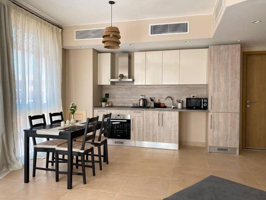 Lovely 1 Bedroom Apt. At Mangroovy Residence With Free Access To The Beach And Pools Hurghada Exterior photo